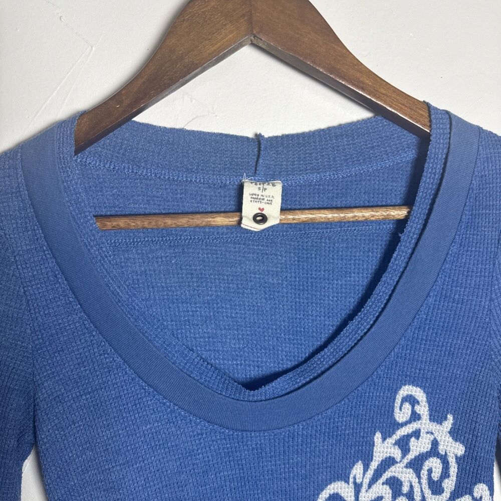 Free People Vintage? Blue Waffle Knit Thermal Floral Shirt Women's Size Small - Picture 4 of 10